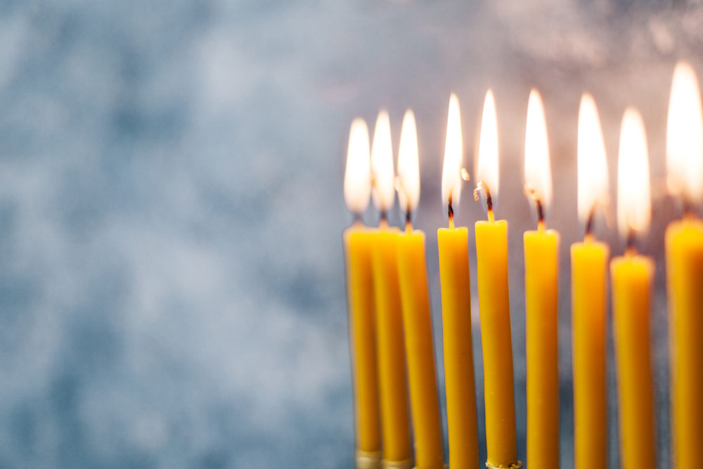 Velas en candelabro